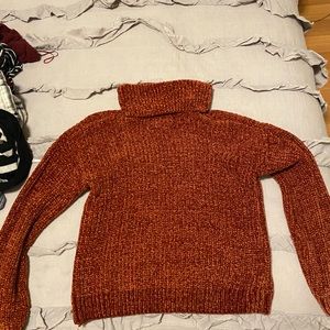 Turtle neck sweater